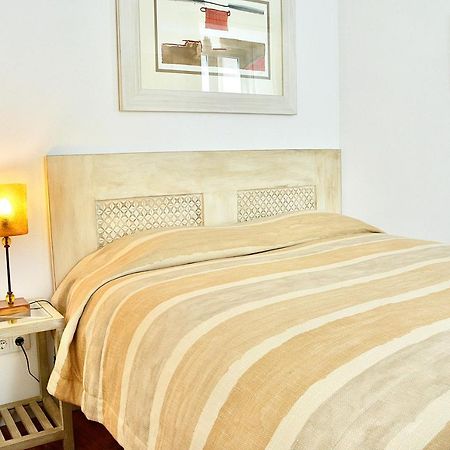Bright And Spacious Three Bedroom Apt In The Heart Of Lisbon Bagian luar foto