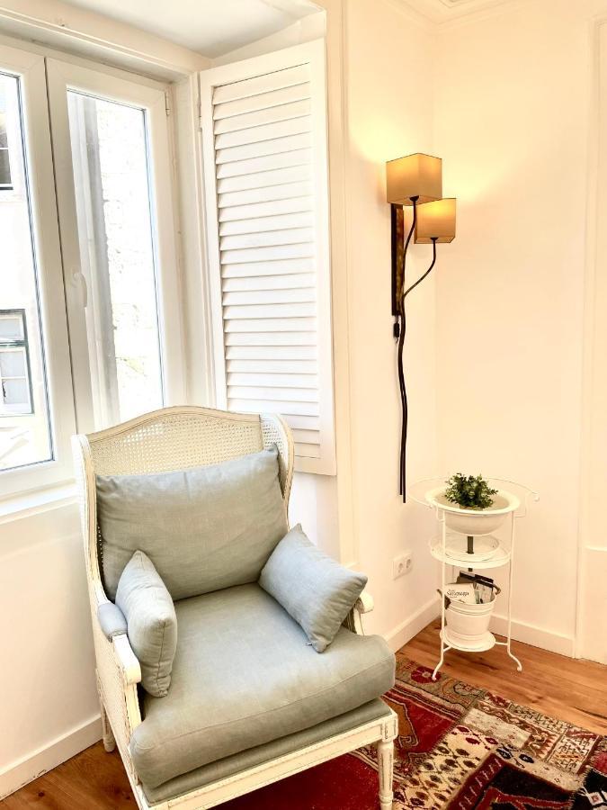 Bright And Spacious Three Bedroom Apt In The Heart Of Lisbon Bagian luar foto