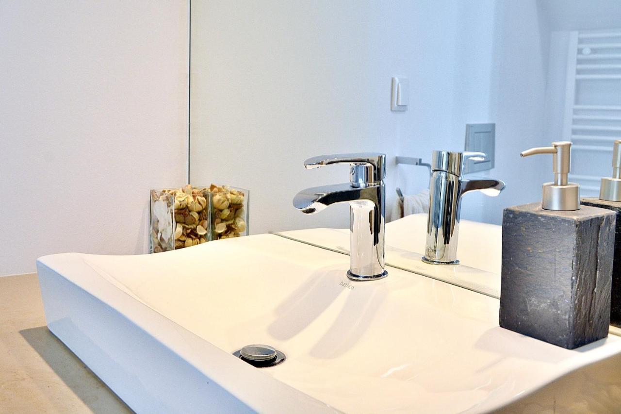 Bright And Spacious Three Bedroom Apt In The Heart Of Lisbon Bagian luar foto