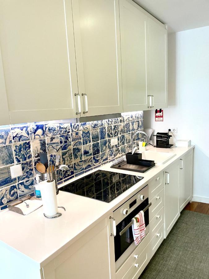 Bright And Spacious Three Bedroom Apt In The Heart Of Lisbon Bagian luar foto
